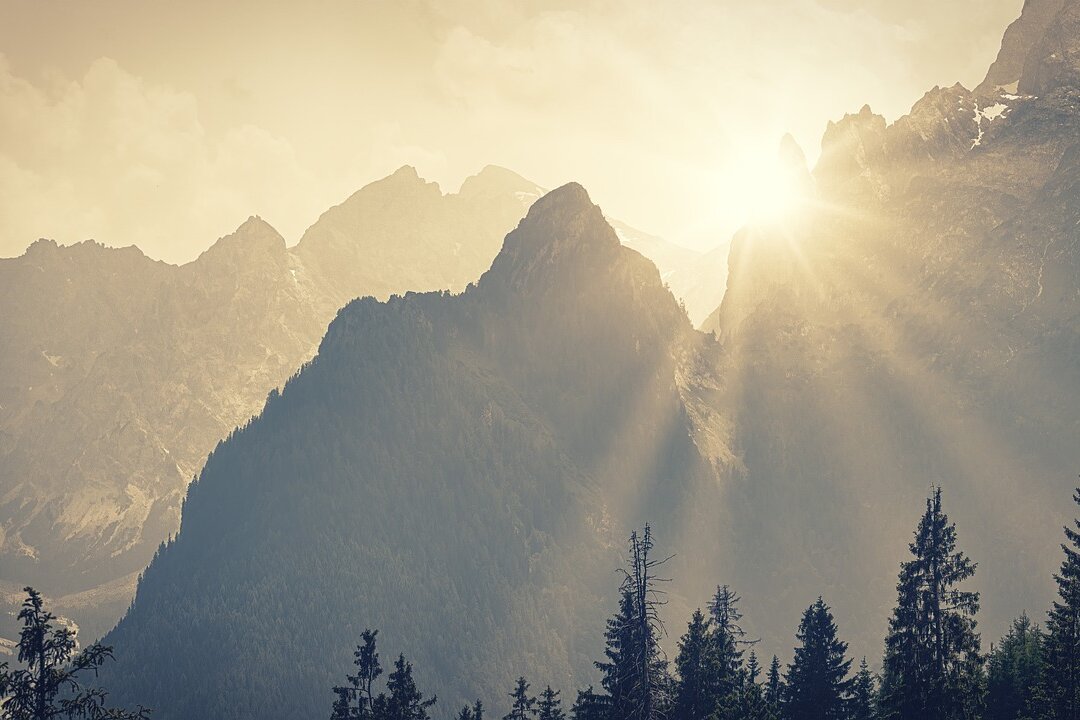 Gebirge, Sonnenstrahlen